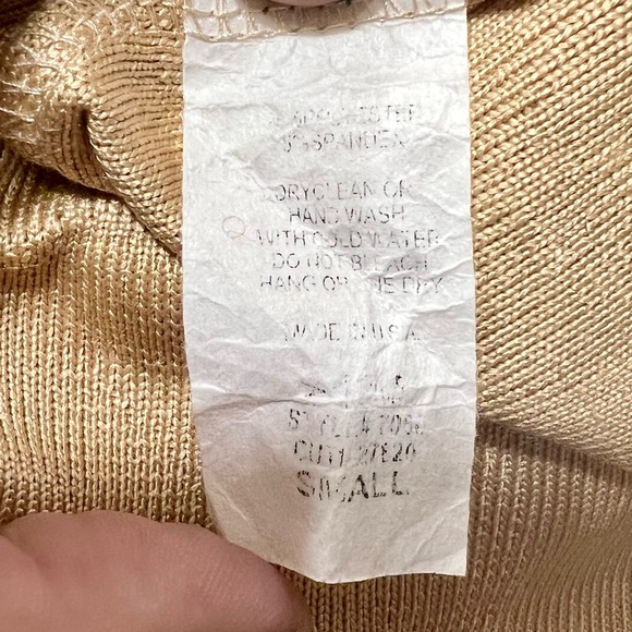 Entro Animal Print Top - Picture 6 of 7